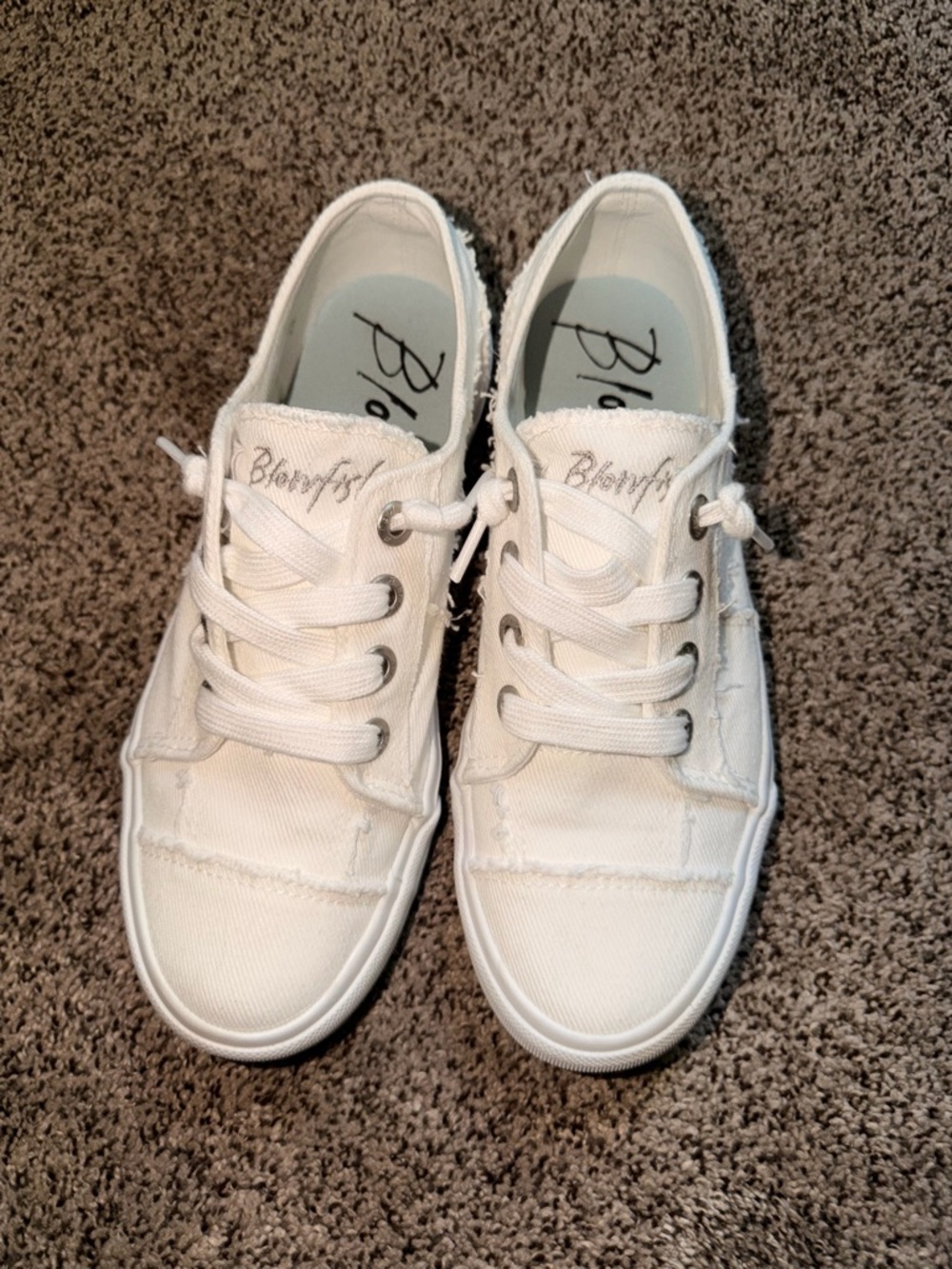 Blowfish White Canvas Low-Top Lace Sneakers